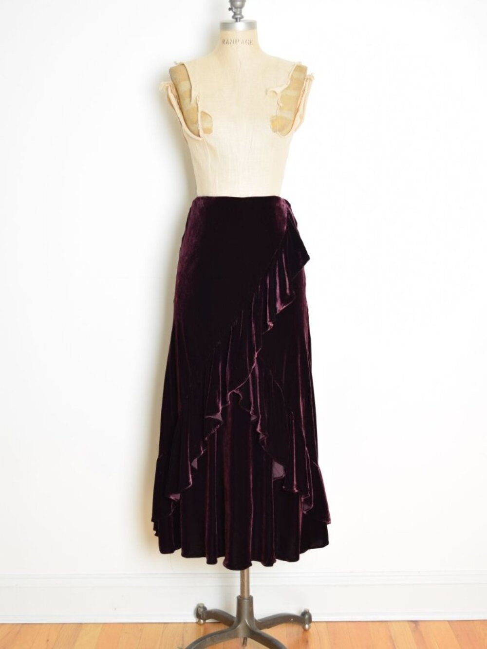 vintage Y2K skirt Ralph Lauren velvet silk rayon ruffle fairy whimsigoth midi M